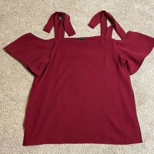 Cold shoulder berry top with bow shoulder